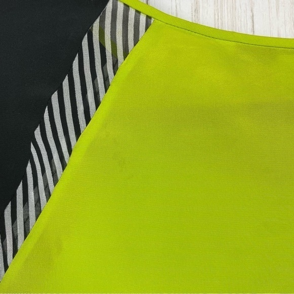 Diane Von Furstenberg 100% silk vintage blouse small - Picture 4 of 5